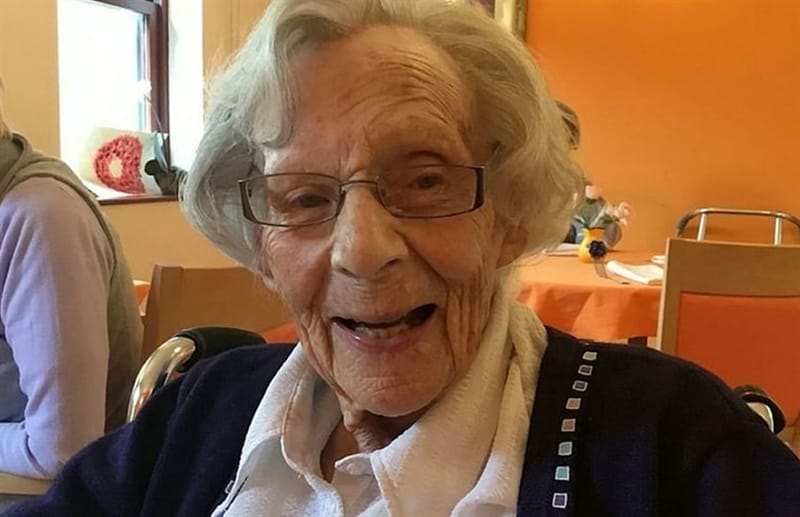 Баба од 104 години не била во затвор и сака да види како е таму